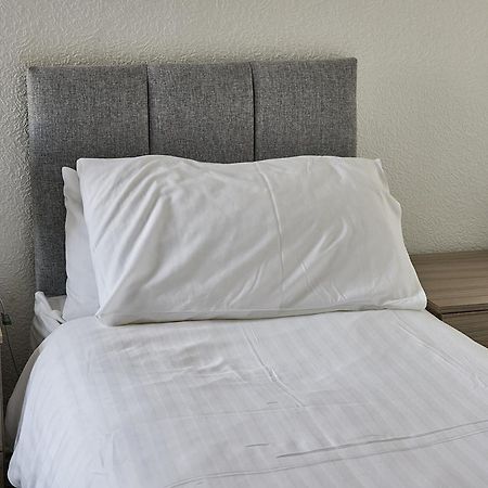 Pleasure Holiday Apartments Μπλάκπουλ Δωμάτιο φωτογραφία